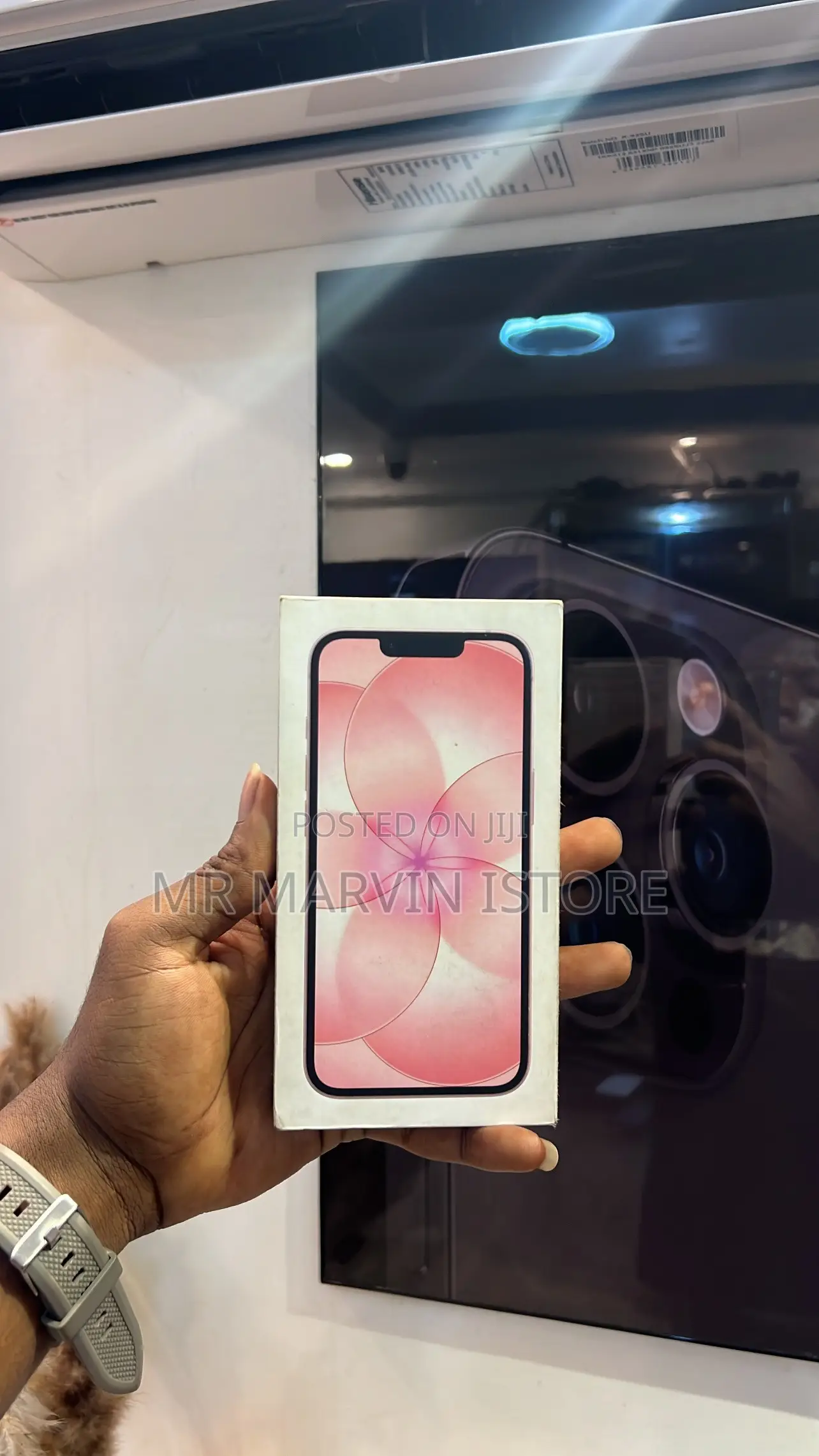 New Apple iPhone 17e 256 GB Pink