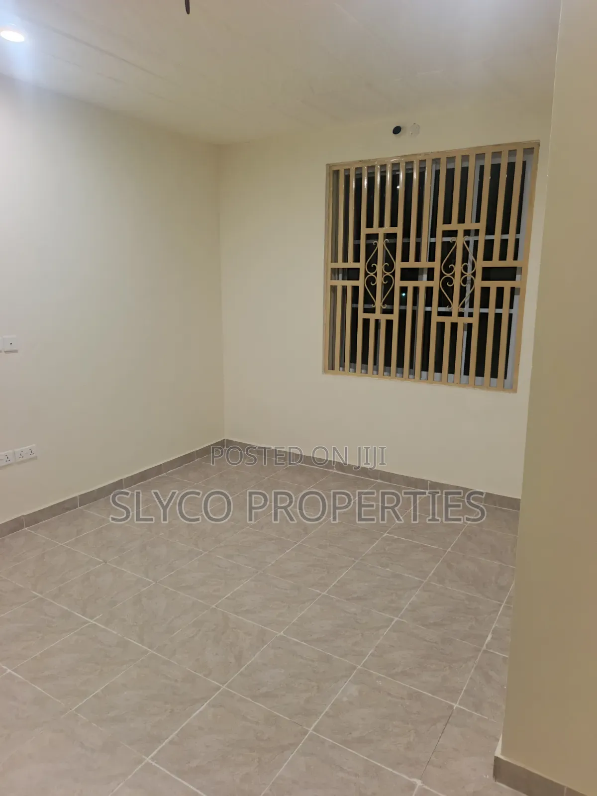 2bdrm Apartment in Koforidua Osabene, New-Juaben Municipal for rent