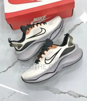 Nike ZoomX Smiley