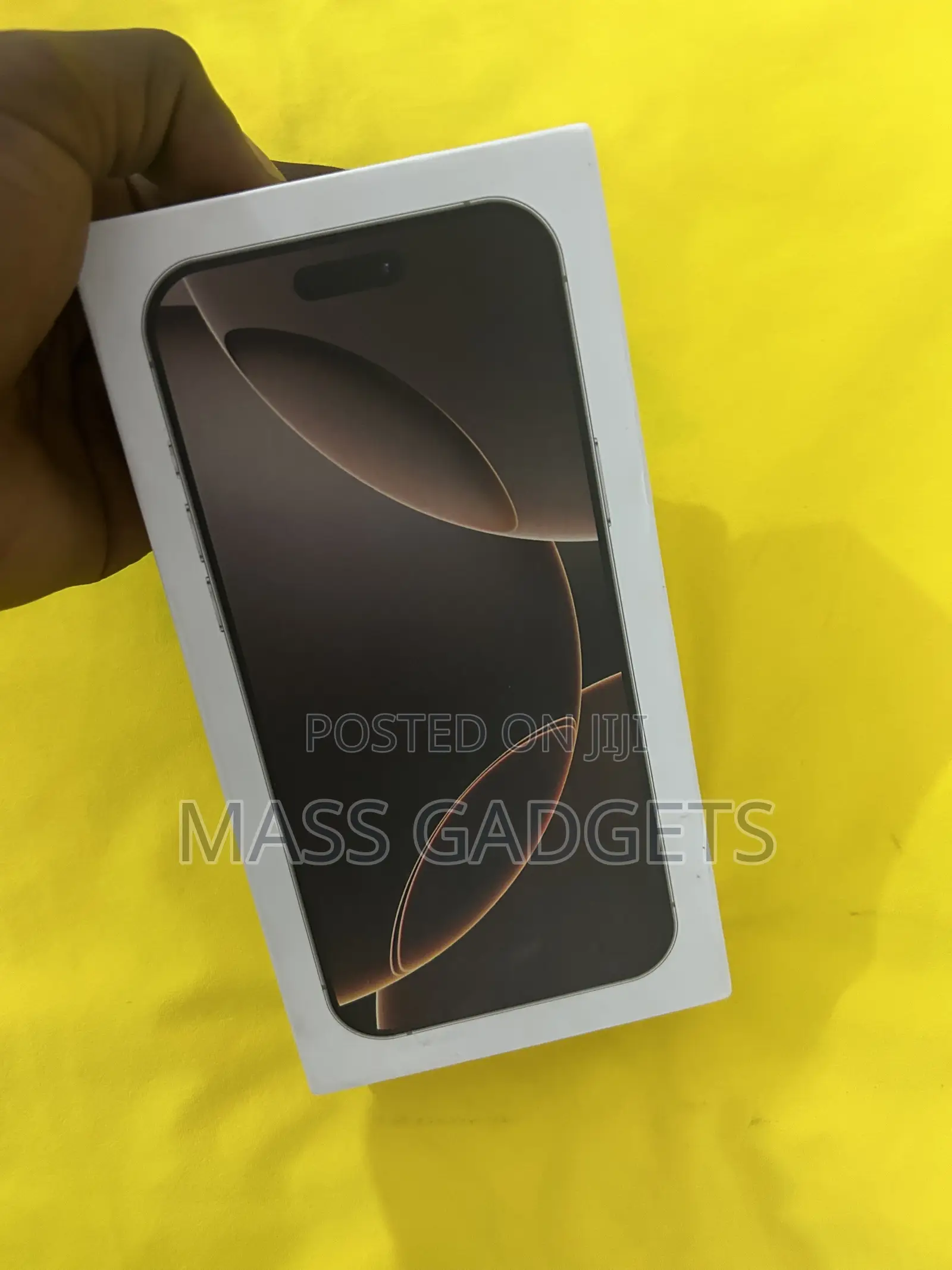 New Apple iPhone 16 Pro Max 512 GB Gold