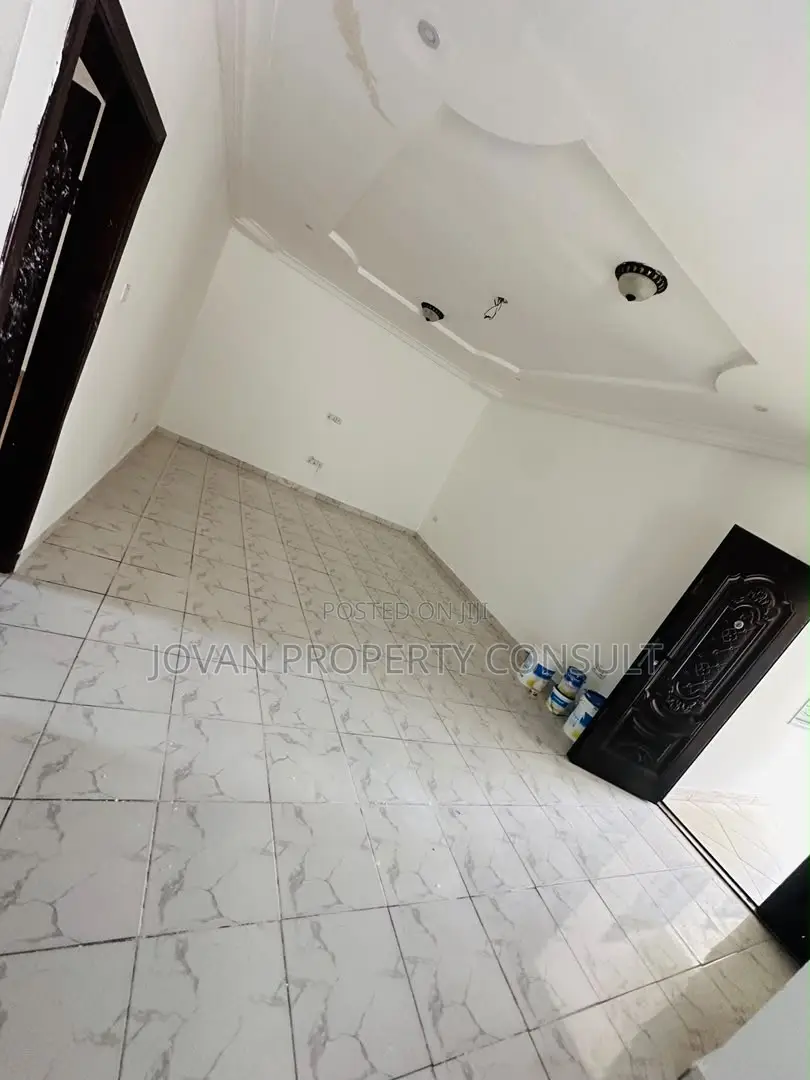 2bdrm Room & Parlour in Cocoboard, Amasaman for rent