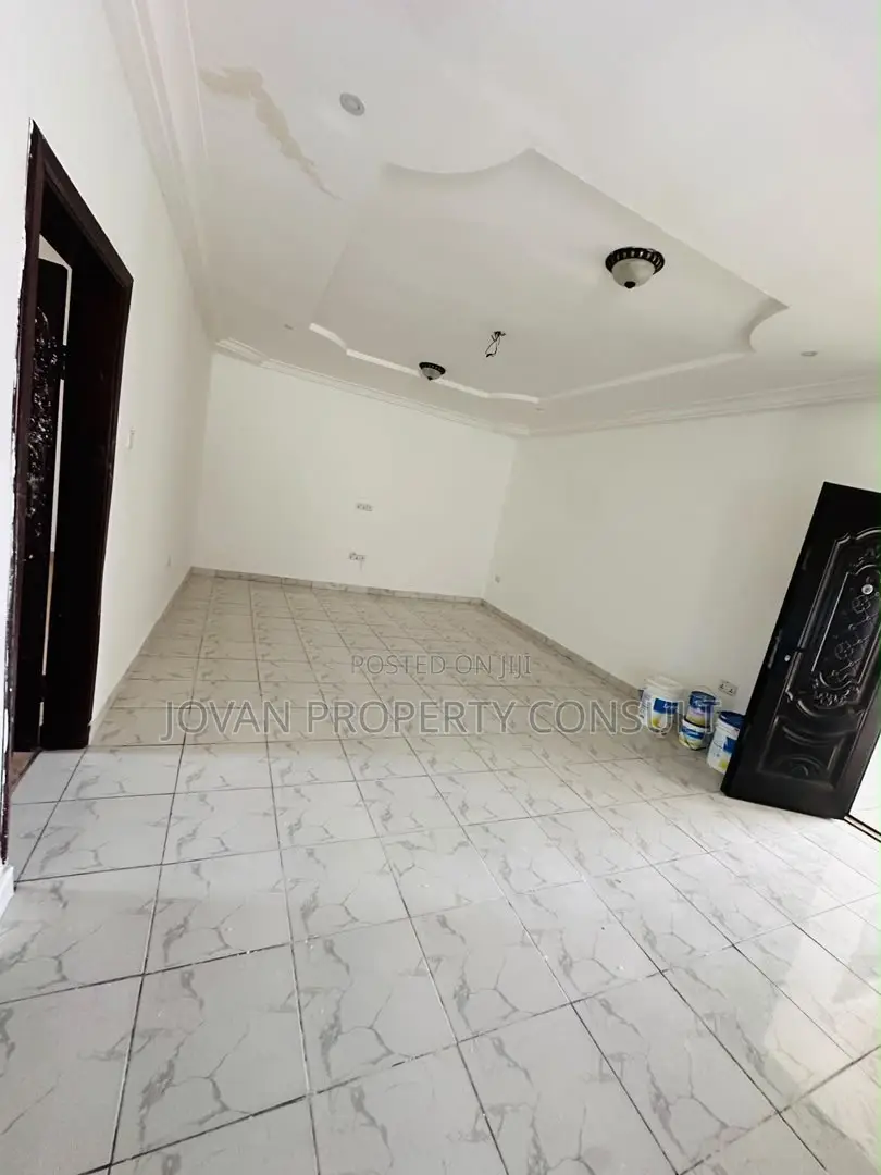2bdrm Room & Parlour in Cocoboard, Amasaman for rent