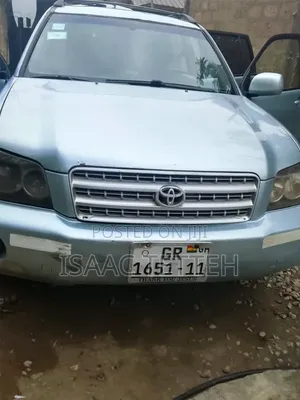Toyota Highlander Base FWD 2002 Blue