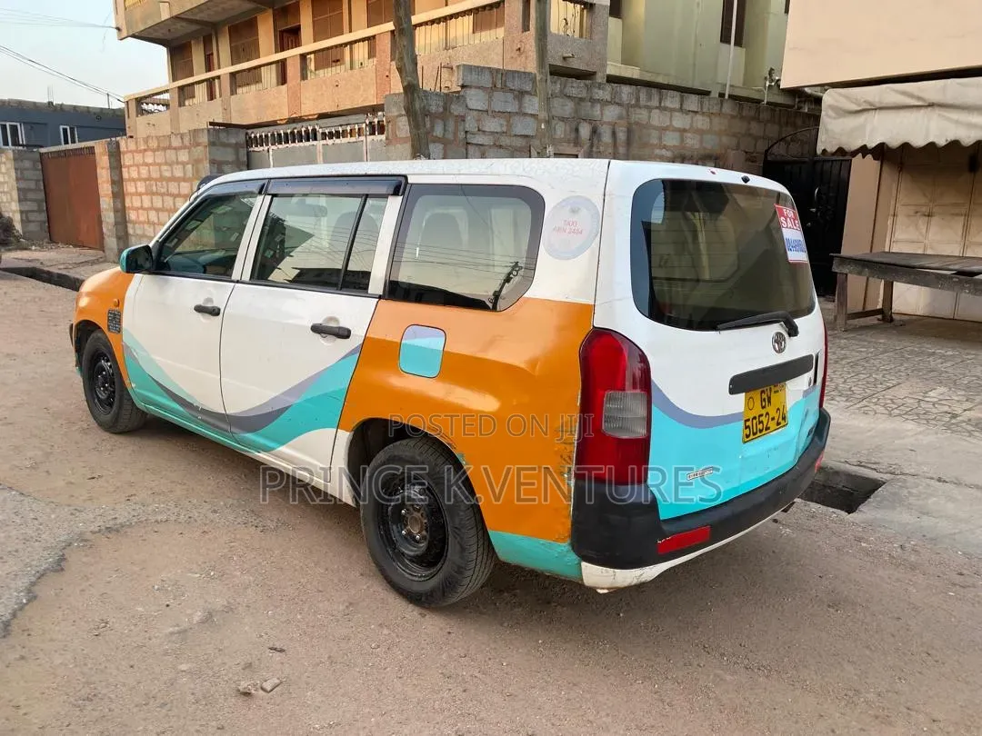 Toyota Probox 2006 White