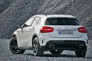 Mercedes-Benz GLA 250 2019 White