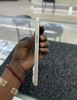 Apple iPhone 16 256 GB White