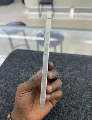 Apple iPhone 16 256 GB White