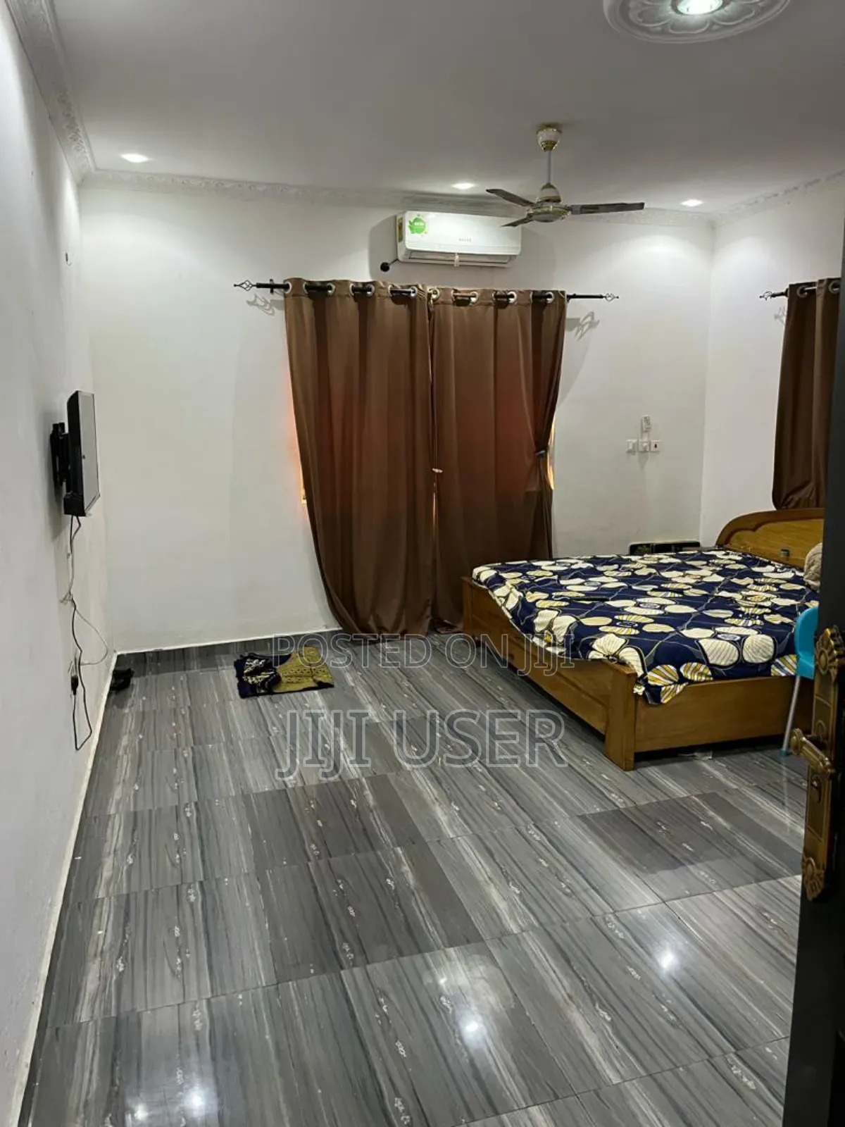 5bdrm House in Amasaman for sale