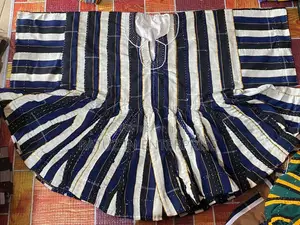 Sleeved Smocks for Me