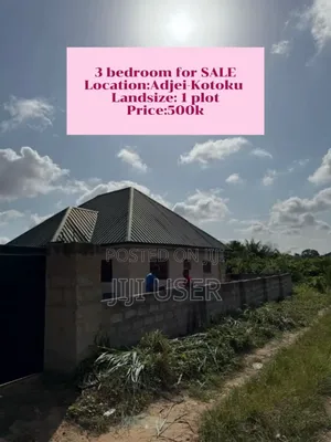 3bdrm House in ...., Amasaman for sale
