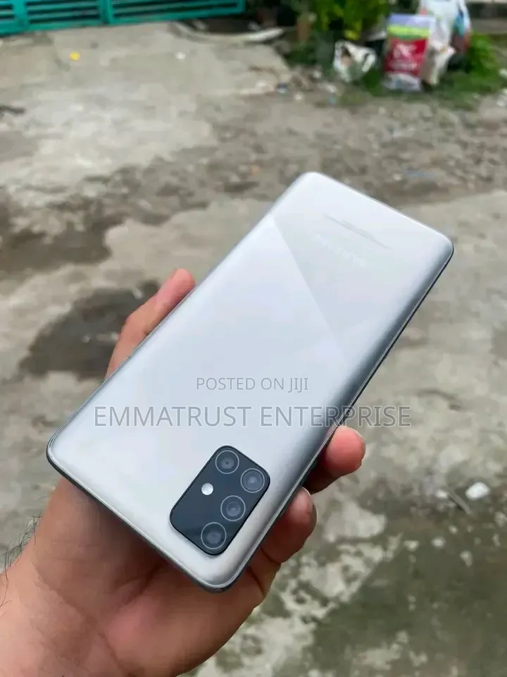New Samsung Galaxy A51 128 GB Silver