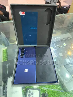 New Samsung Galaxy Z Fold7 256 GB Blue