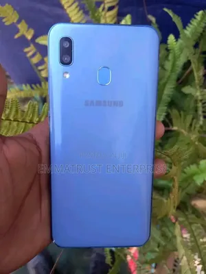 New Samsung Galaxy A30 64 GB Blue