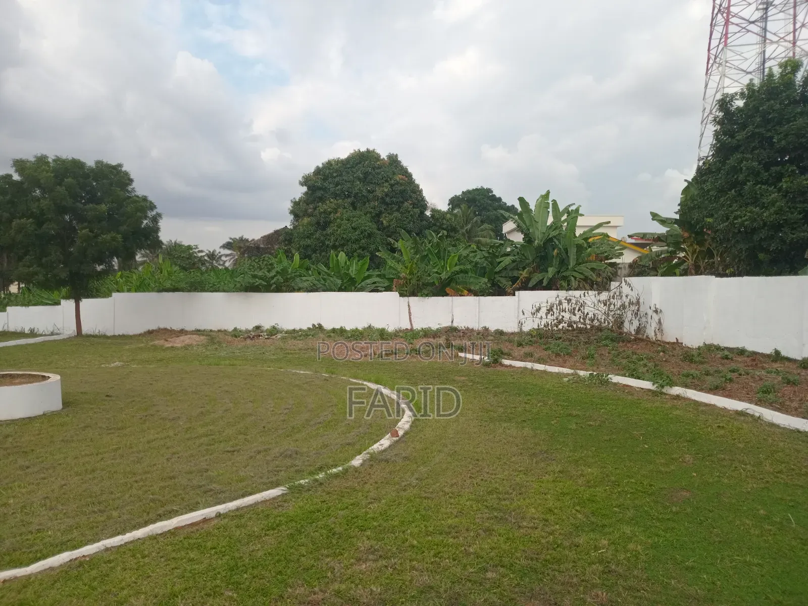 6plot of Land at Nhyieso Forsale