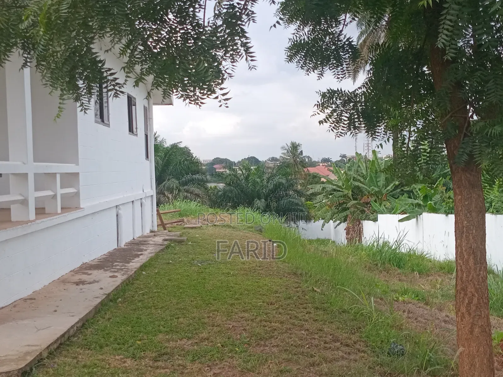 6plot of Land at Nhyieso Forsale