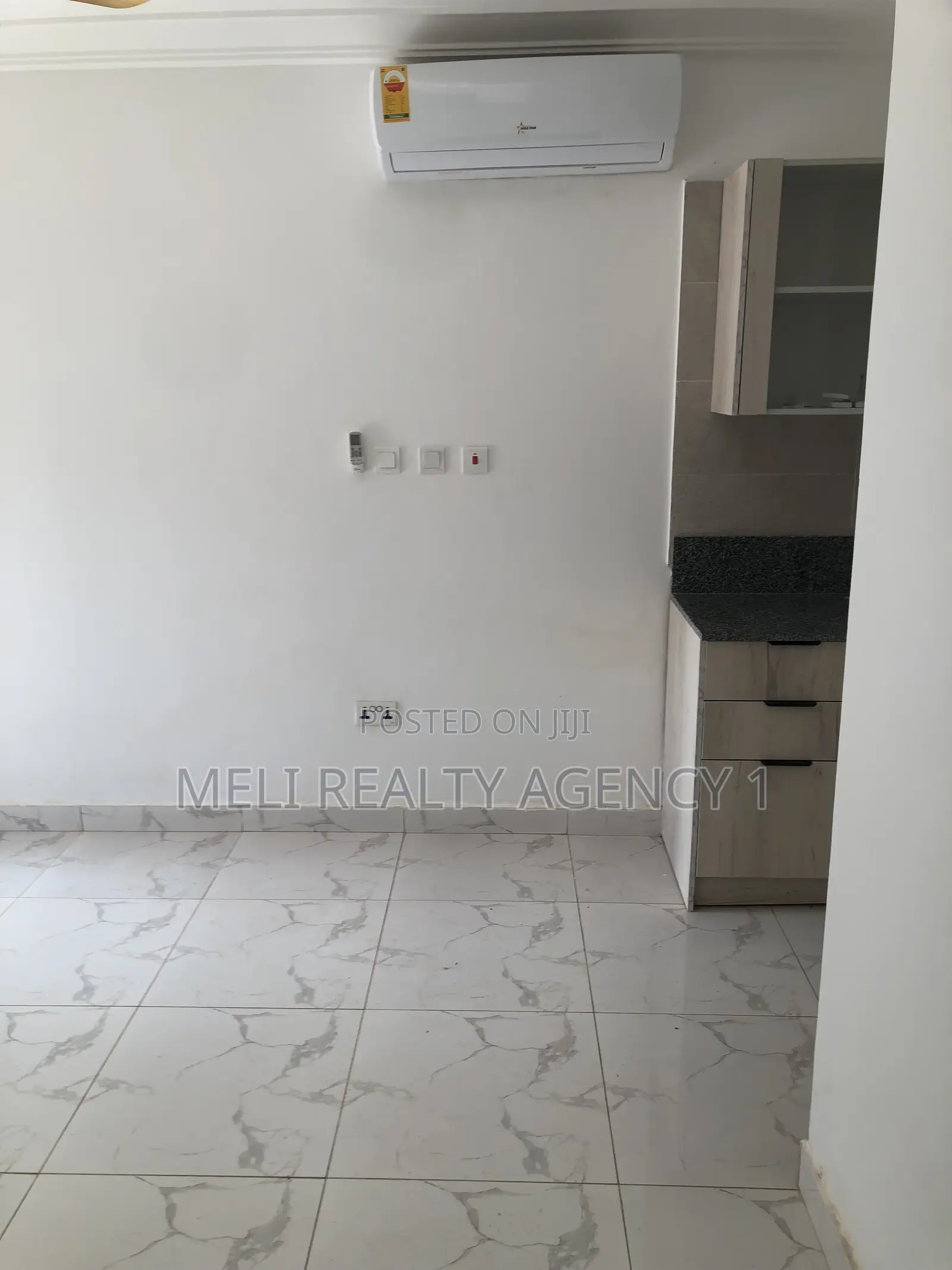 1bdrm Apartment in New Botianor, West Hills Mall Area for rent