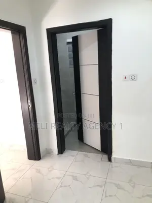 1bdrm Apartment in New Botianor, West Hills Mall Area for rent