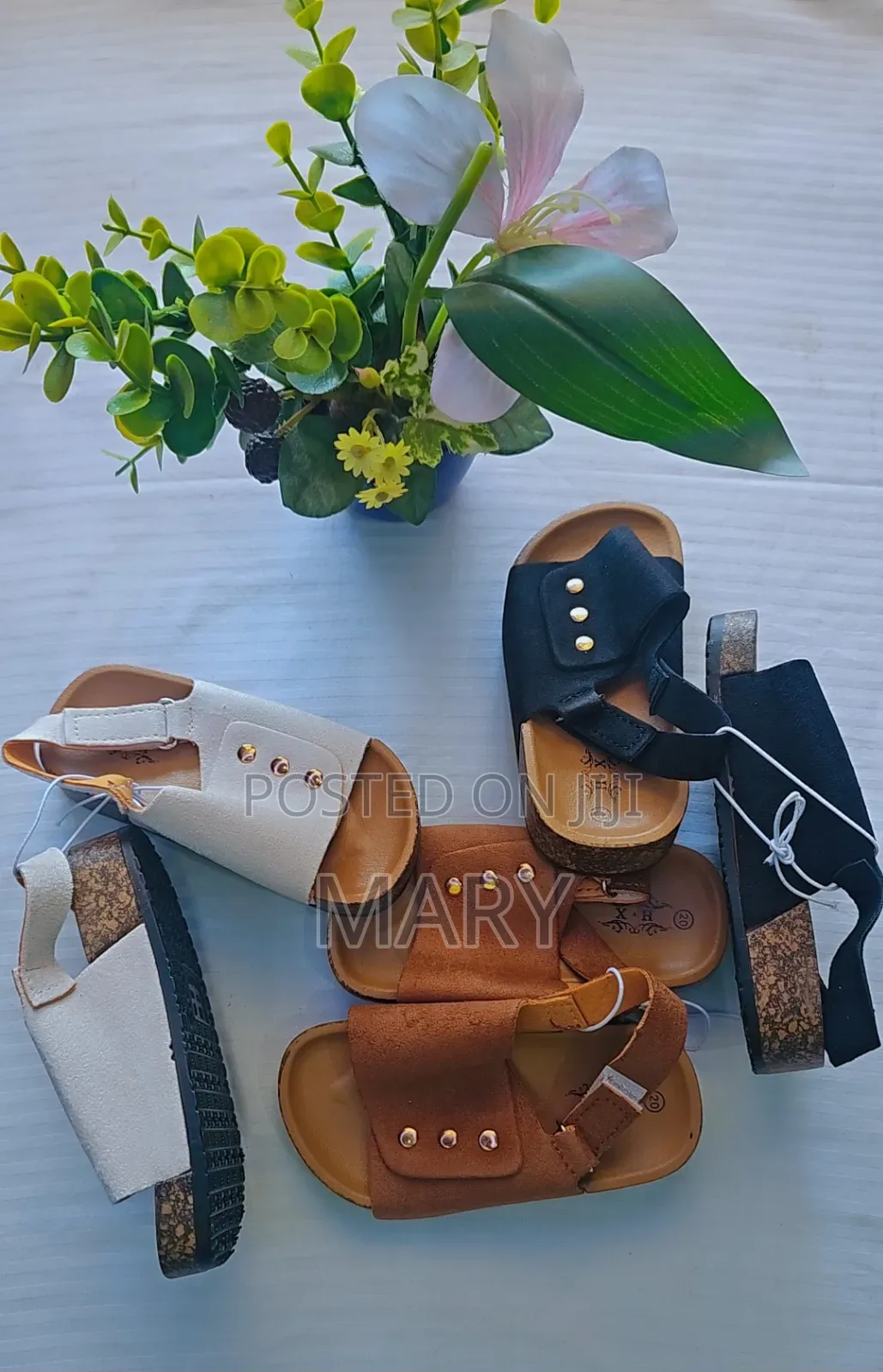 A Comfortable Cork-Style Sole Children's Sandals