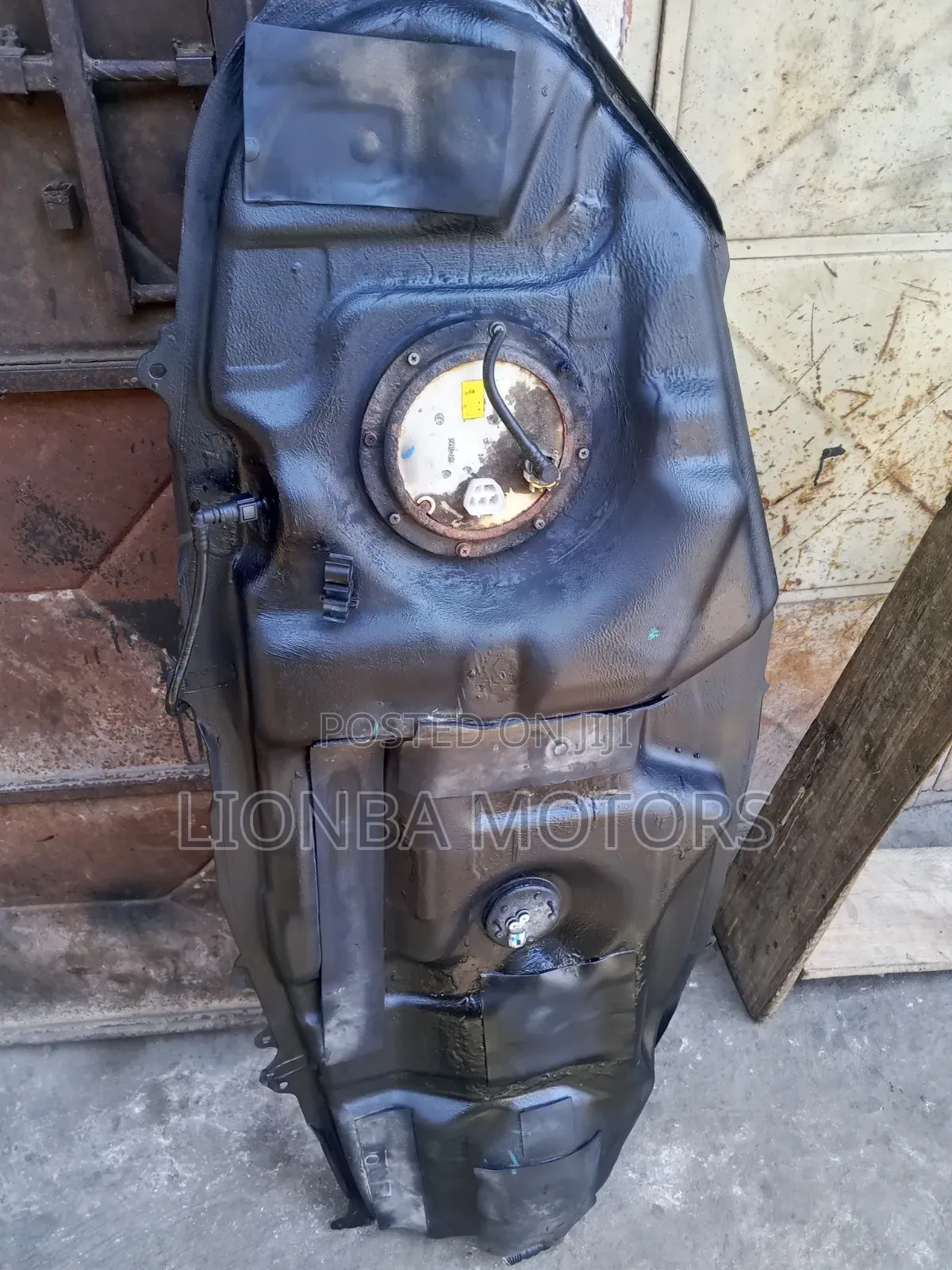 Toyota Rav4 2012 Fuel Tank