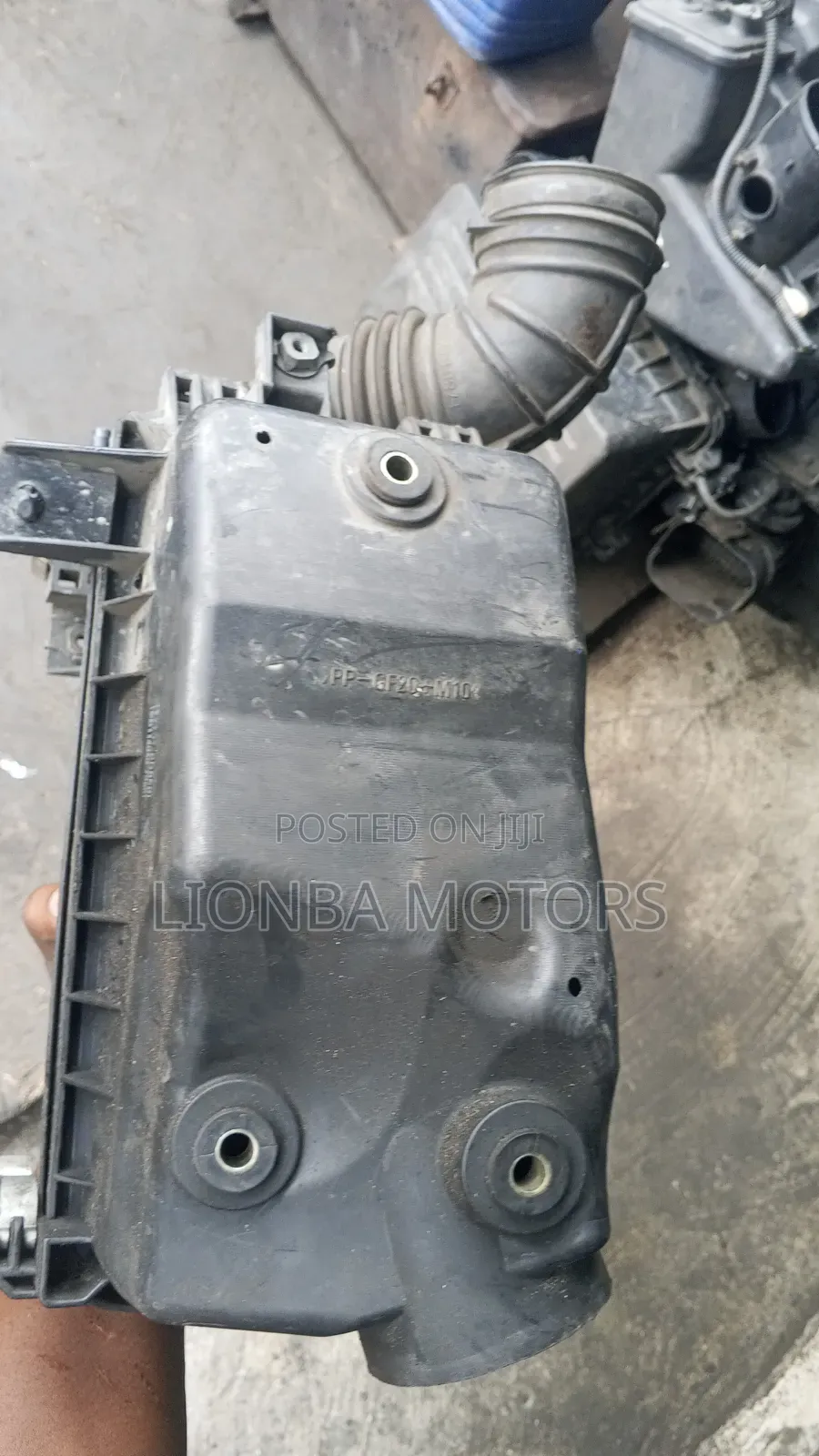 Corolla S 2005 Air Cleaner Box