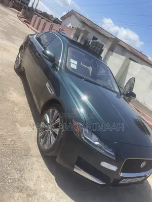 Jaguar XF 2013 Silver
