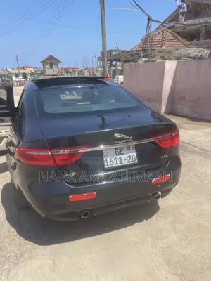 Jaguar XF 2013 Silver