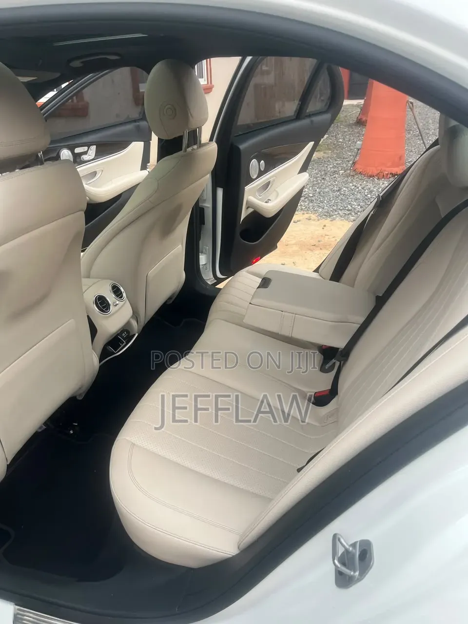 Mercedes-Benz E300 2019 White