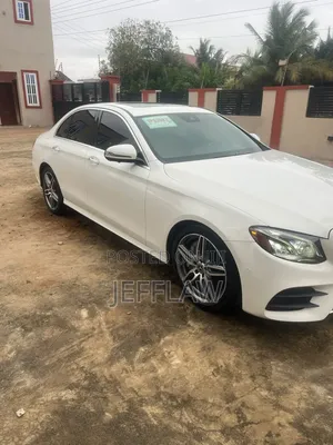 Mercedes-Benz E300 2019 White