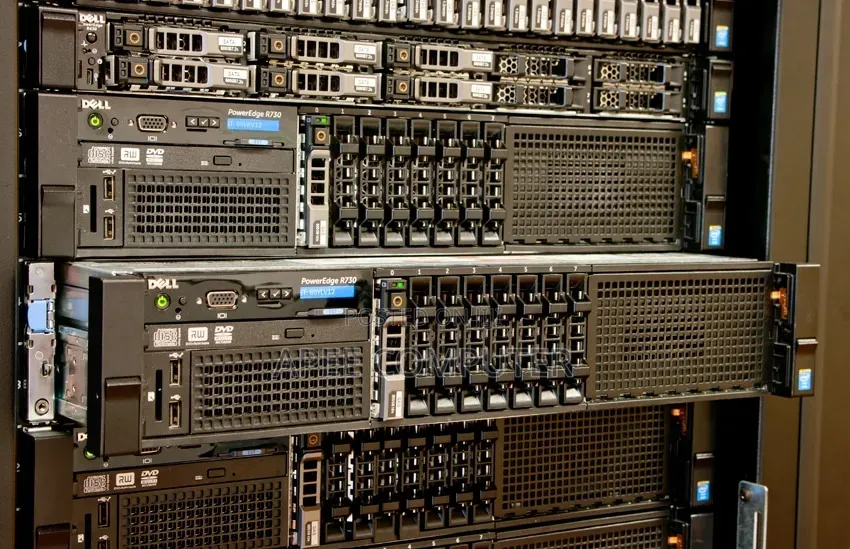Server Dell PowerEdge R730 96GB Intel Xeon SSHD+SSD 3T