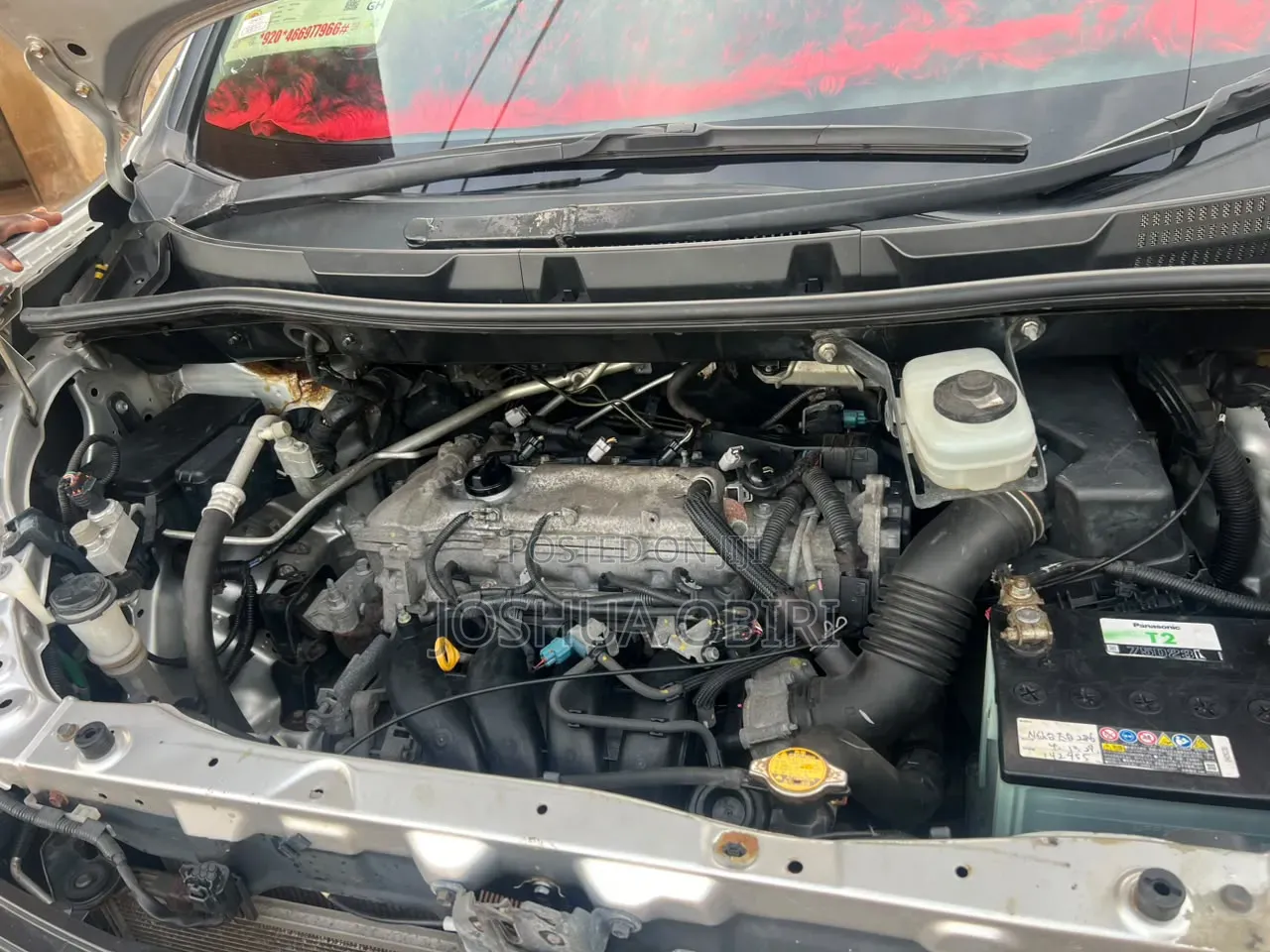 Toyota Voxy X 4WD 8-Seater 2011 Silver