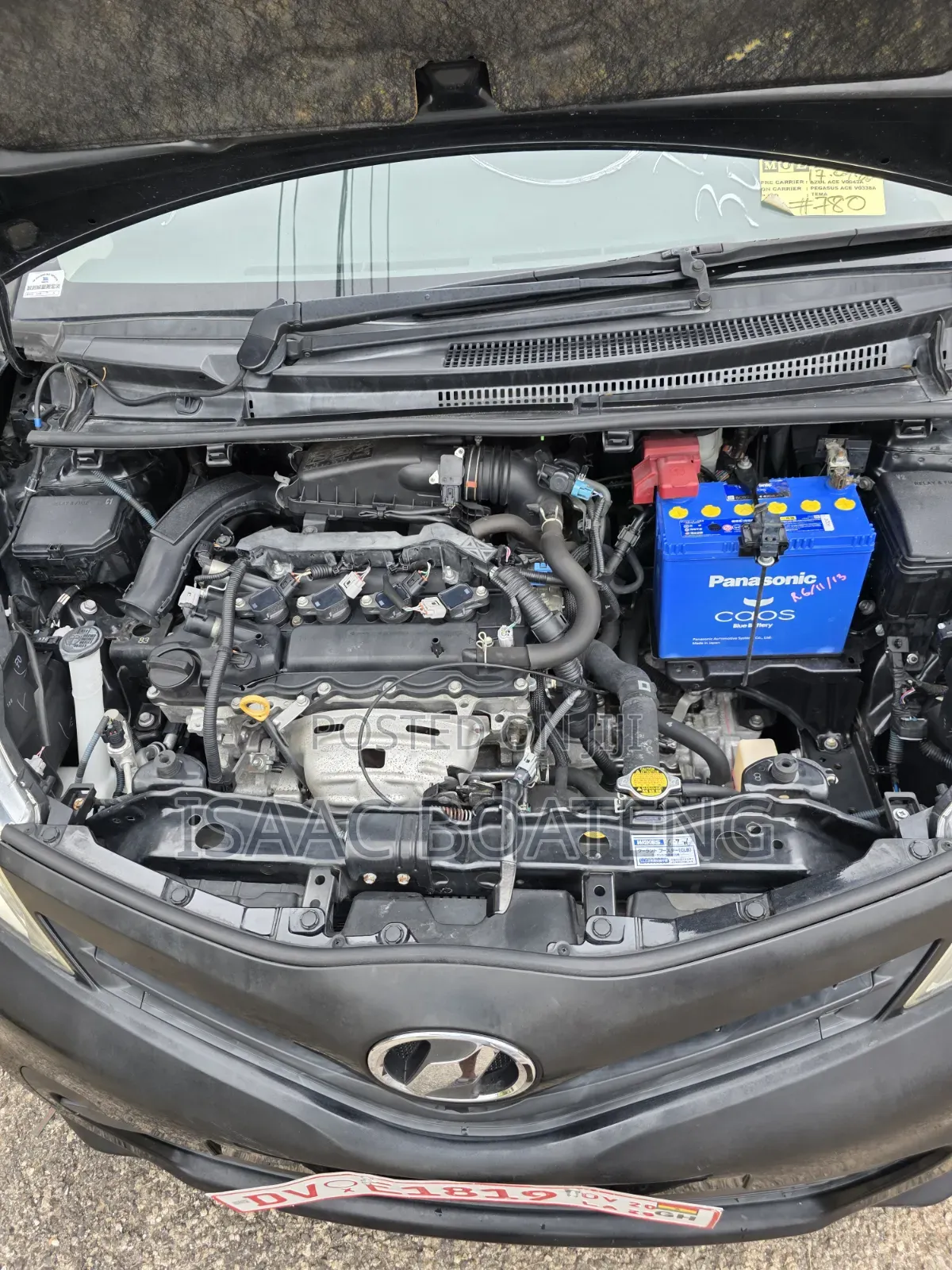 Toyota Vitz 1.3 AWD 5dr 2013 Black