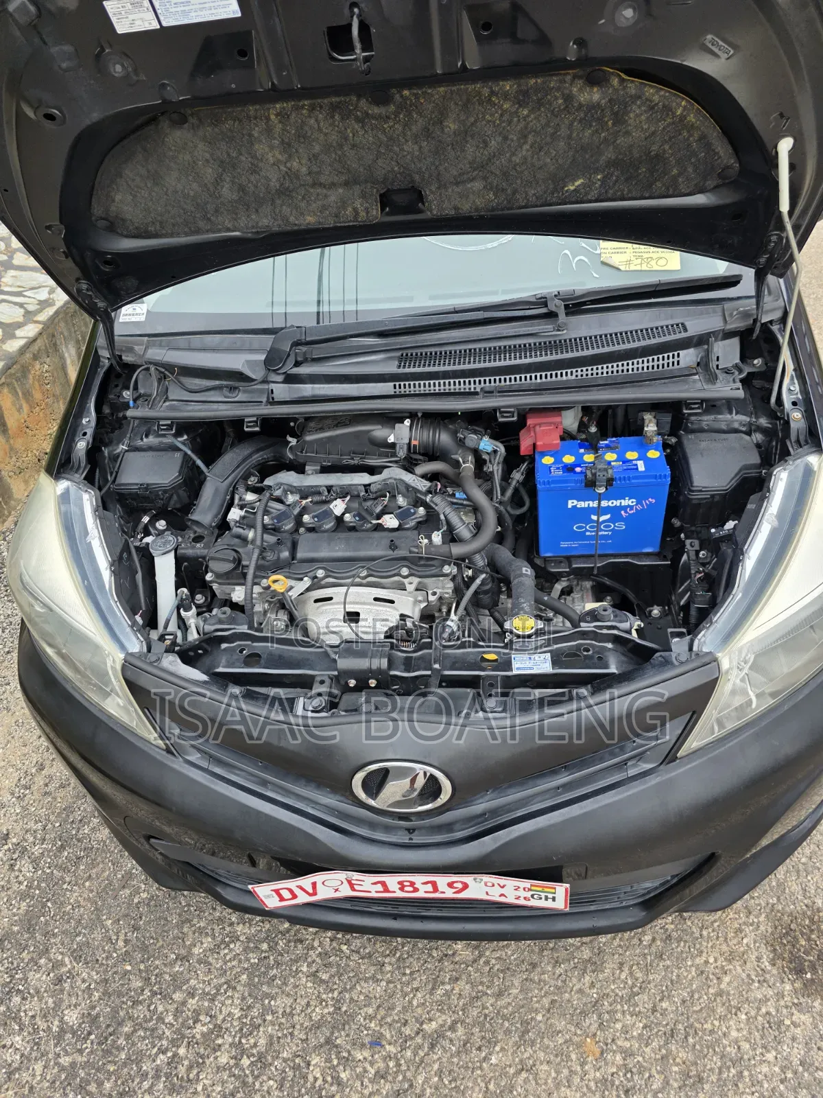 Toyota Vitz 1.3 AWD 5dr 2013 Black