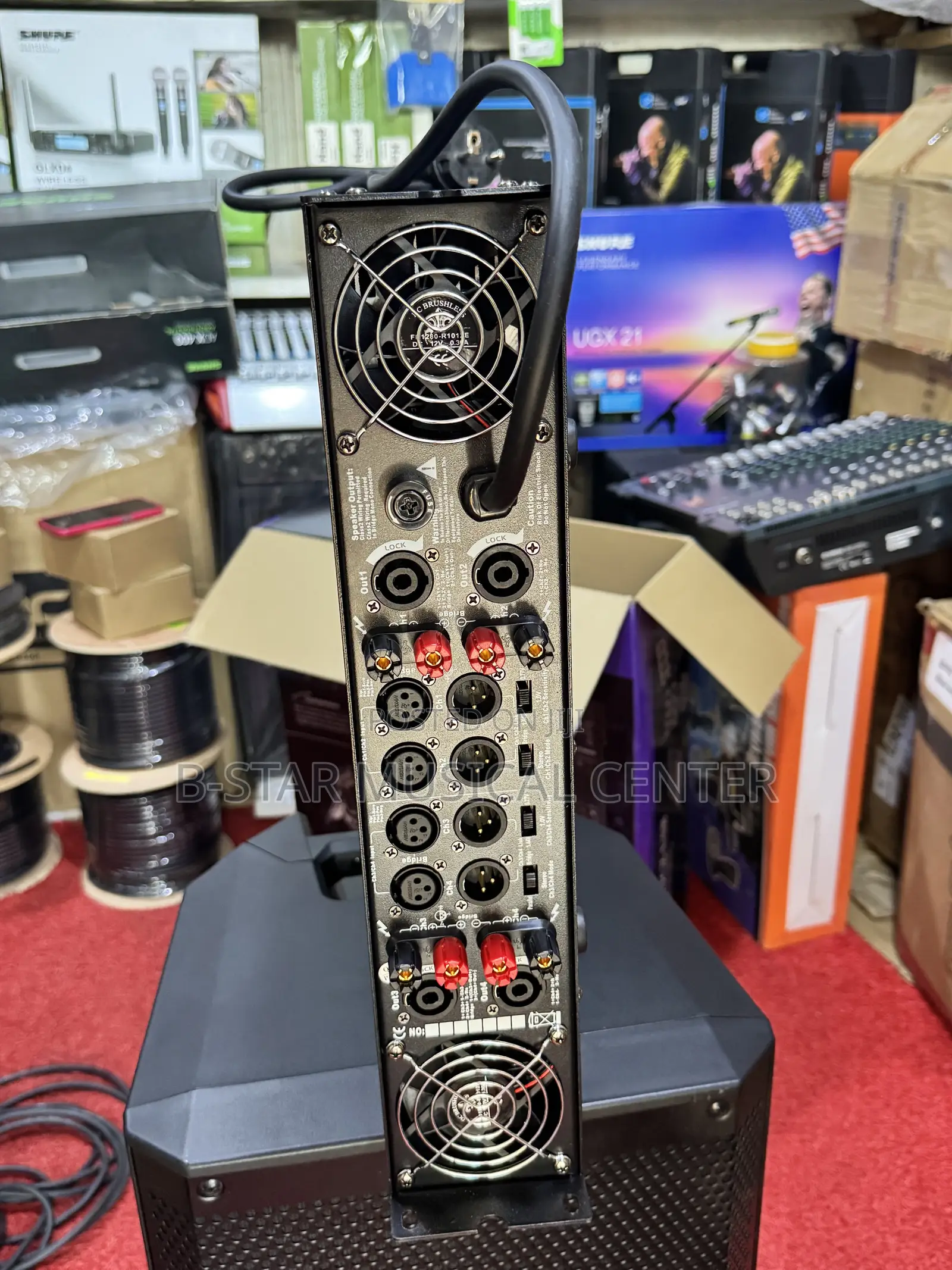 Ashly FD 8000 4 Channel Amplifier