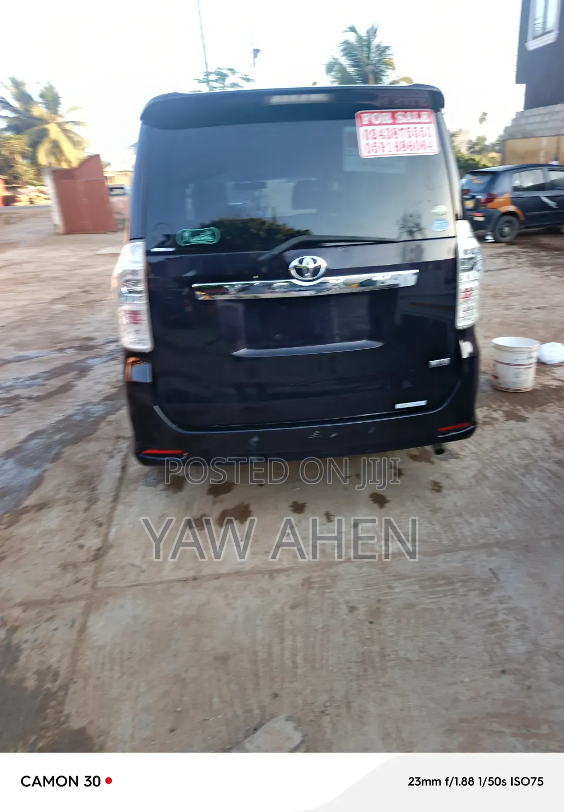 Toyota Voxy 2013 Gray