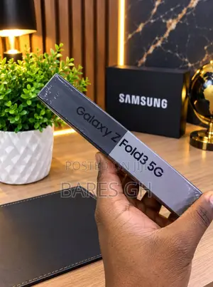 New Samsung Galaxy Z Fold3 5G 256 GB