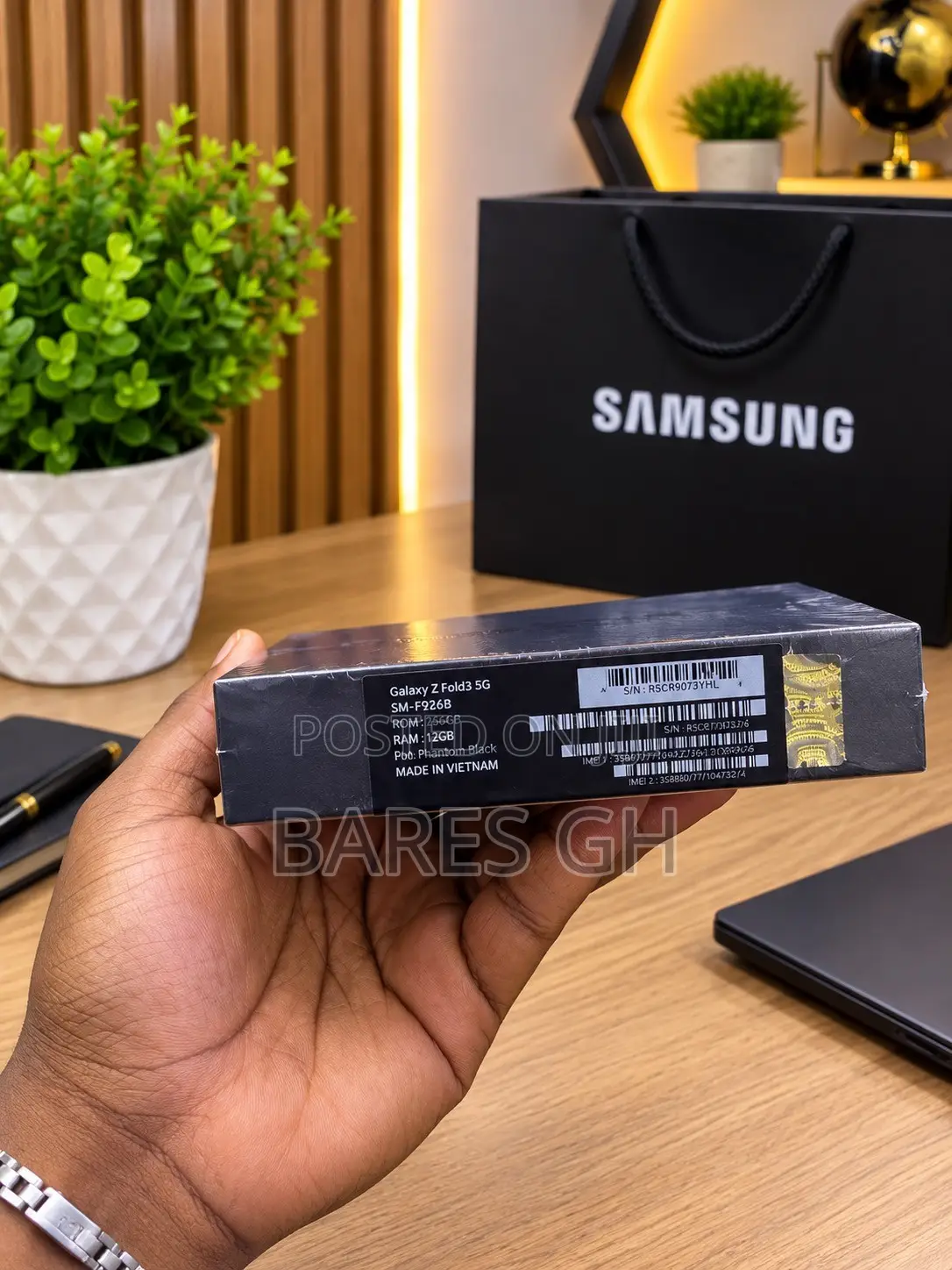 New Samsung Galaxy Z Fold3 5G 256 GB