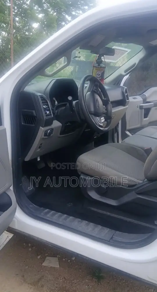 Ford F-150 2018 White