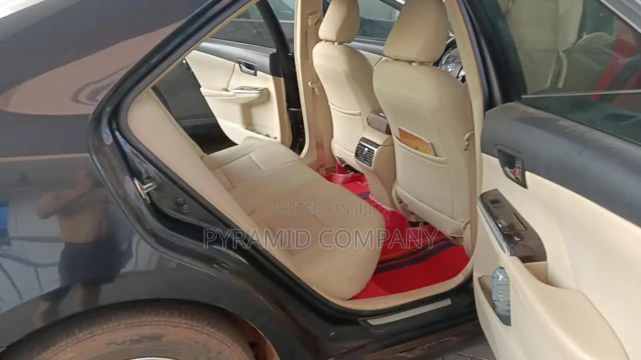 Toyota Camry 2017 Black