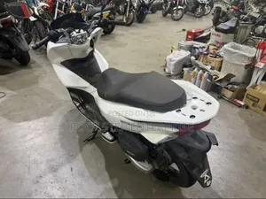 Honda 2022 White
