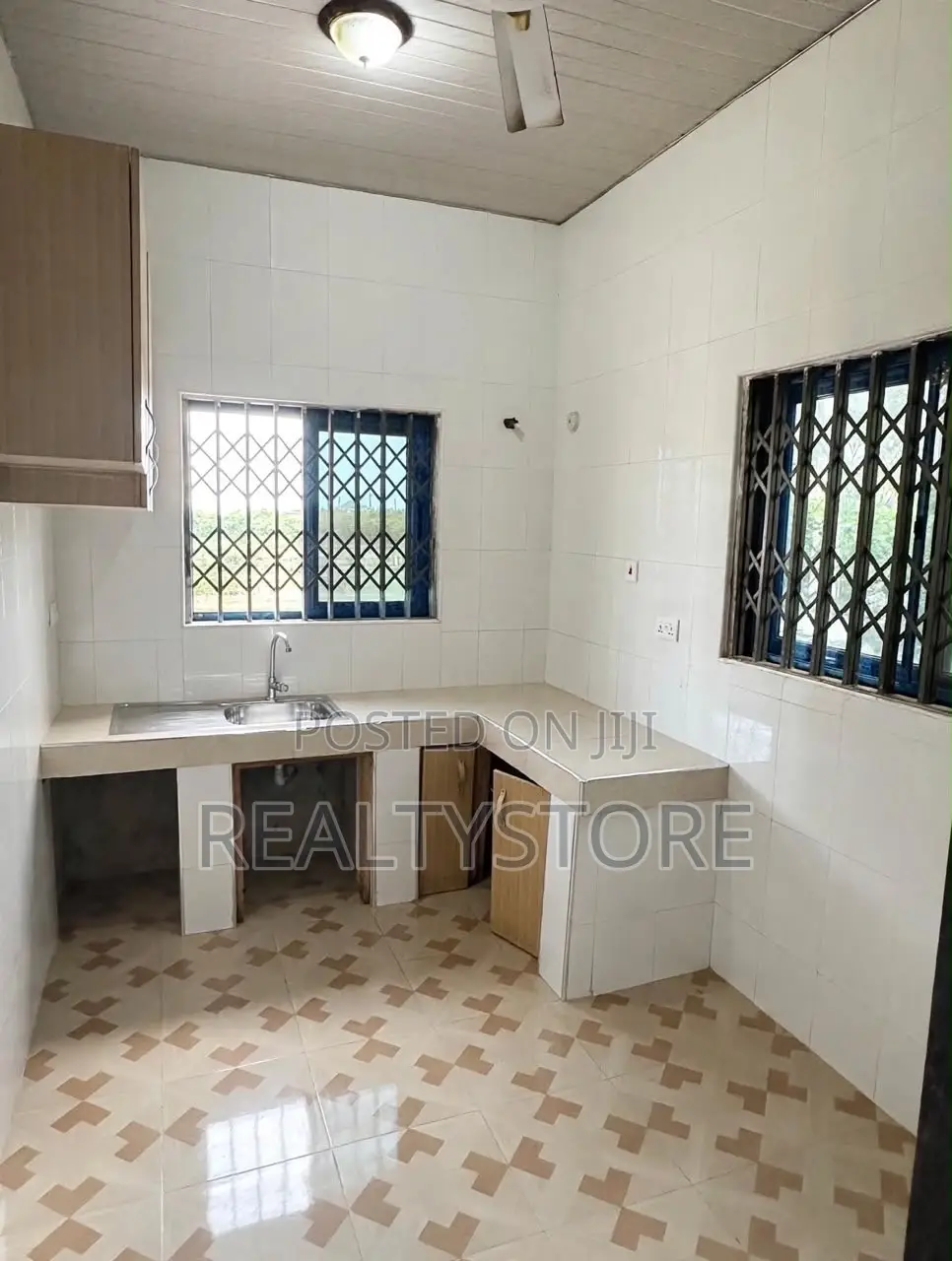 4bdrm House in Ashongman Estate, Accra Metropolitan for sale