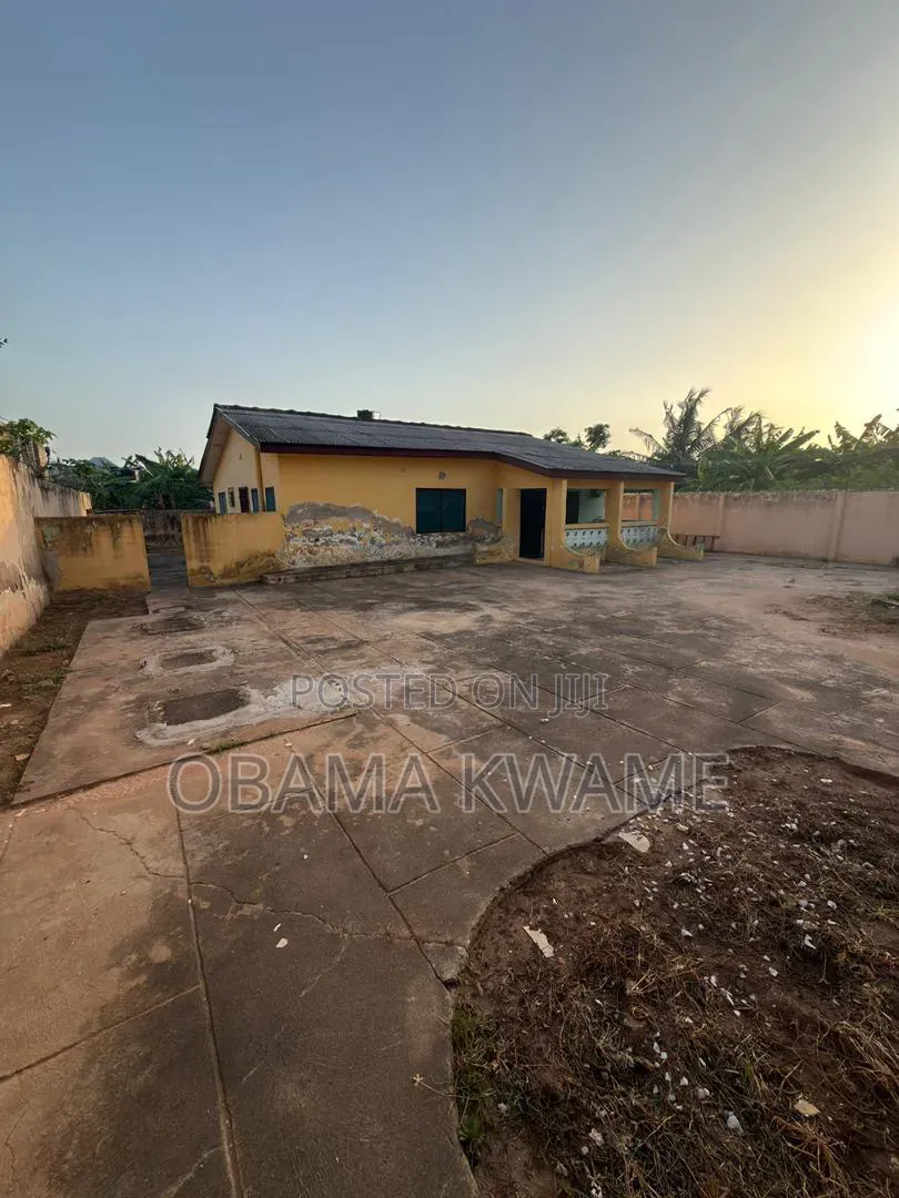Registered 1 Plot With an Old Building on It for Sale at North Legon