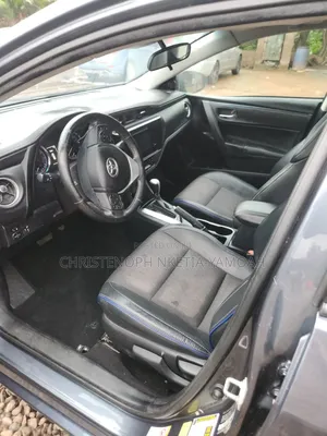 Toyota Corolla SE (1.8L 4cyl 6M) 2018 Gray