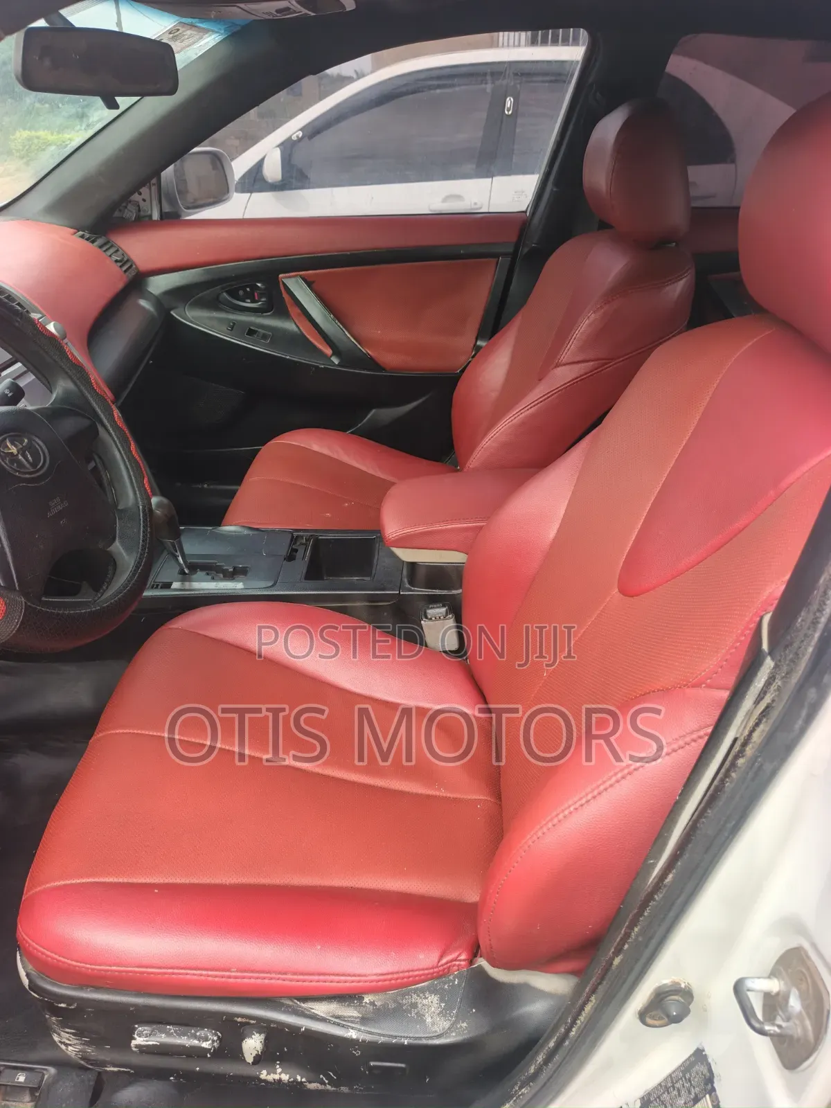 Toyota Camry 2.4 SE Automatic 2008 White