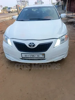 Toyota Camry 2.4 SE Automatic 2008 White