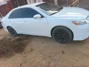 Toyota Camry 2.4 SE Automatic 2008 White