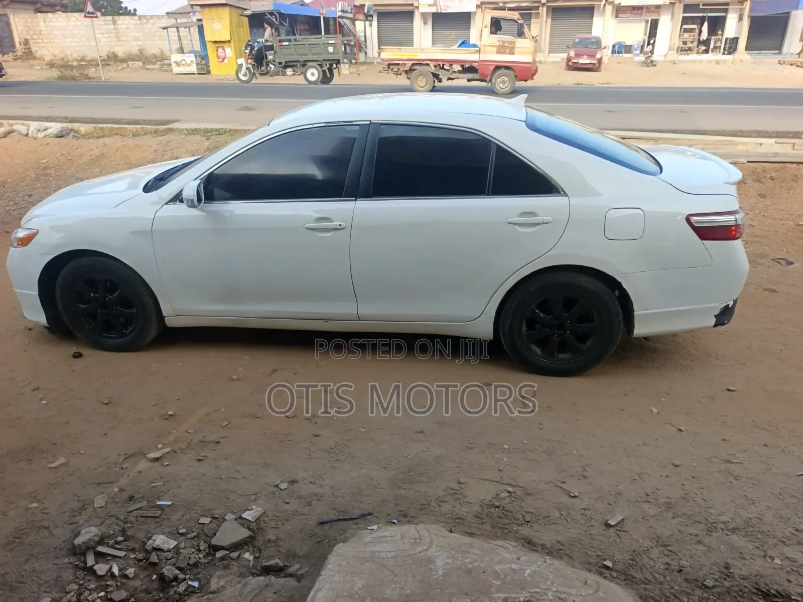 Toyota Camry 2.4 SE Automatic 2008 White