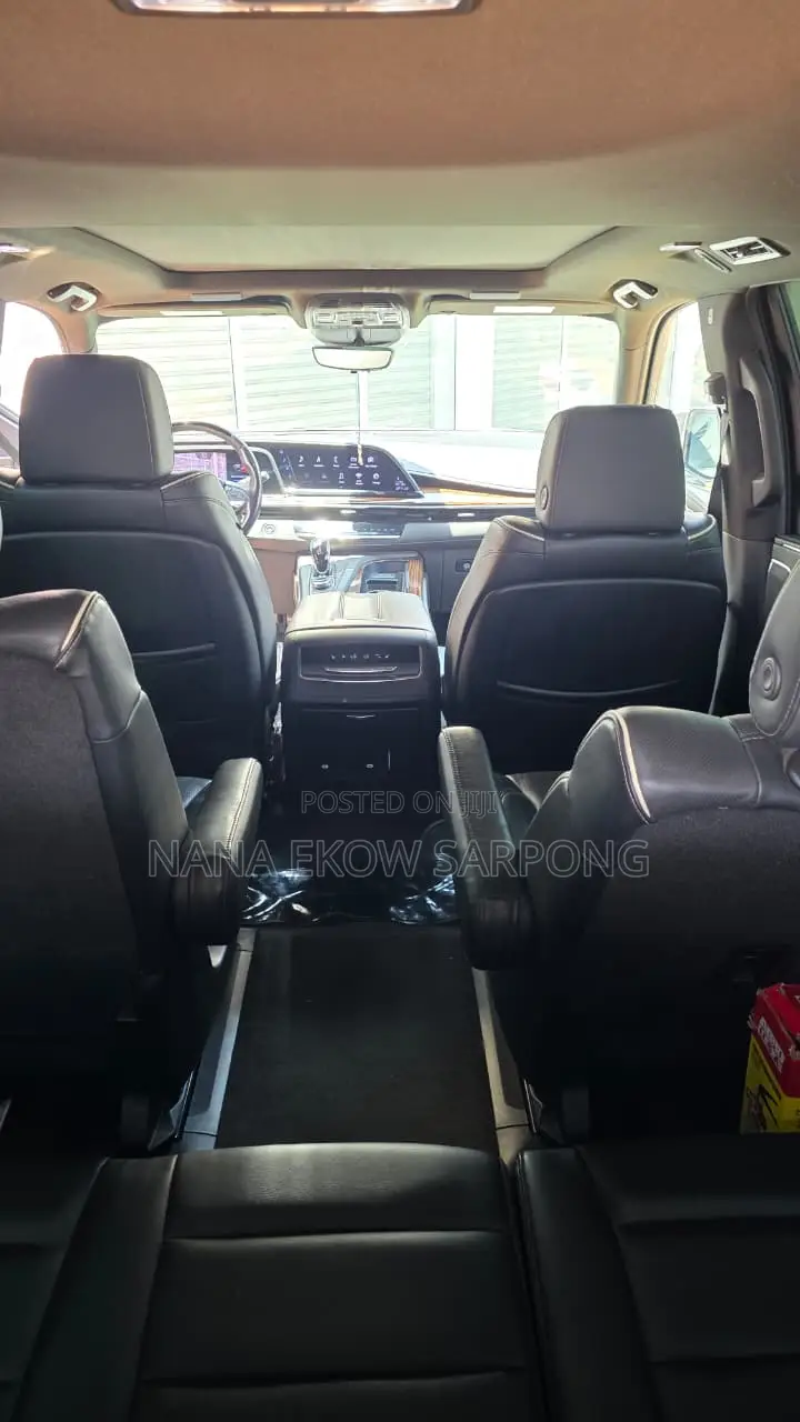 Cadillac Escalade Luxury 4WD 2023 White