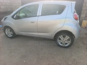 Chevrolet Spark 1LT 4dr Hatchback (1.2L 4cyl CVT) 2014 Silver