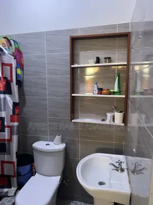 4bdrm House in Ahodwo Sokoban, Kumasi Metropolitan for rent
