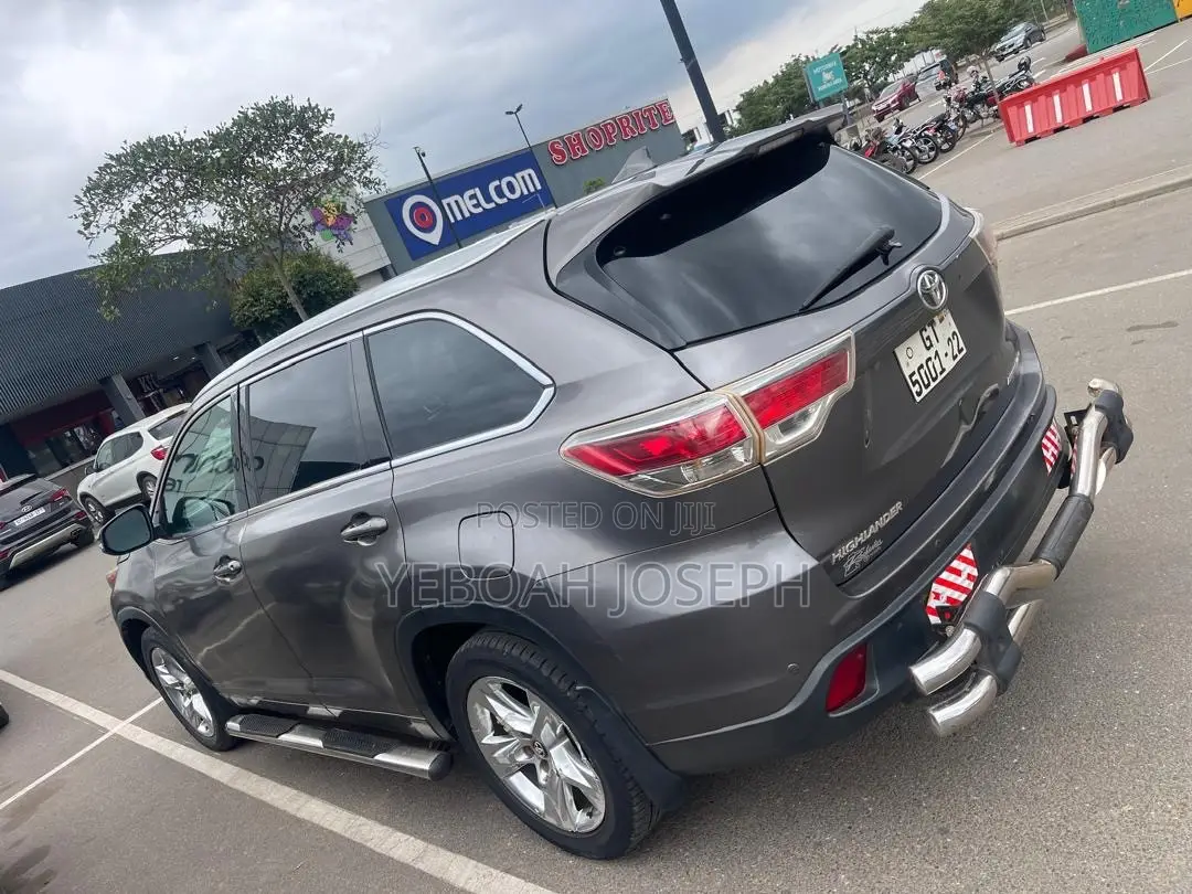 Toyota Highlander Limited V6 4x4 (3.5L 6cyl 6A) 2016 Gray
